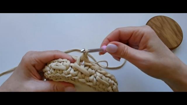 Вязаная корзина с деревянной крышкой! смотреть онлайн