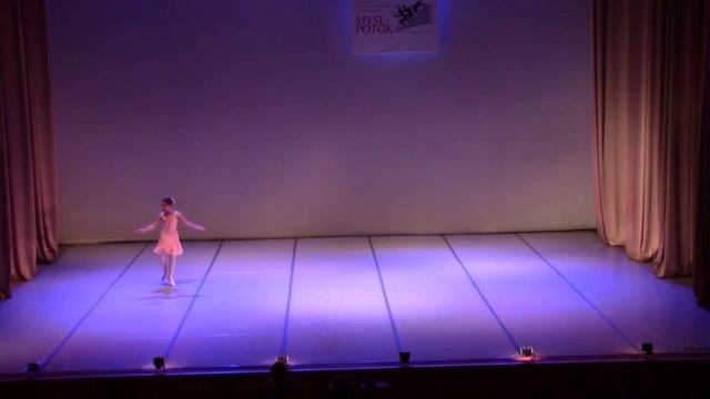 Александра Черненко. 9 лет. П.Чайковский. Вариация из па-де-де. Ж.Баланчина. смотреть онлайн