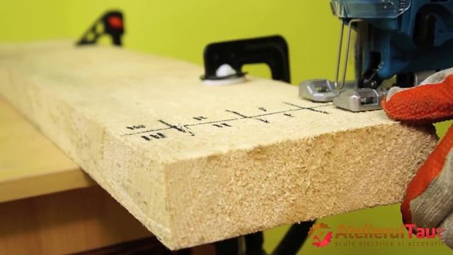 AtelierulTau.ro Pachet Promotional Fierastrau Pendular Makita 4329