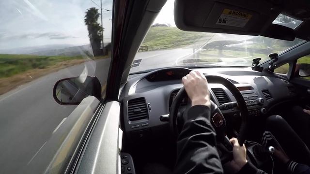 2007 Honda Civic Si Sedan Review - Why I LOVE Old School VTEC! смотреть онлайн