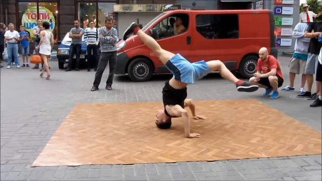 Брейк данс в Киеве на Хрещатике смотреть онлайн