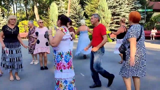 СЕЛЕН, СЕЛЕН! ТАНЦЫ ХАРЬКОВ УКРАИНА АВГУСТ 2023 смотреть онлайн