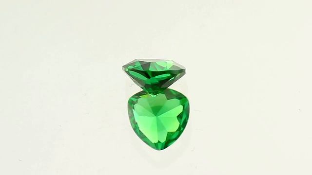 Green Cubic Zirconia Trillion - Jamming Gems смотреть онлайн