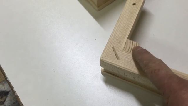 Изготовление ножек- подставок под тумбы, шкафы кровати и т.д.Practical advices of furniture-maker. смотреть онлайн