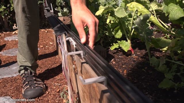 FarmBot: open-source backyard robot for automated gardening смотреть онлайн