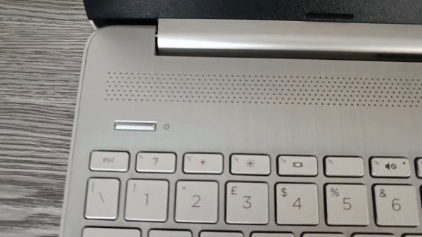 Notebook HP 15s-fq5023nl Cpu i7 1255U, RAM 16GB Recensione e scheda tecnica