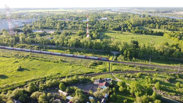 Пассажирский поезд на перегоне Волховстрой 1 Волховстрой 2 смотреть онлайн