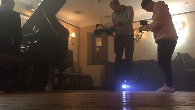 Бэкстейдж со сьемок клипа : Иван Букач - С вопросом смотреть онлайн