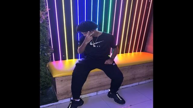 AI COMO E BOM TRABALHA PRO ABELHA FUNK DO TIK TOK - MC RF [ RD DA PENHA ] смотреть онлайн