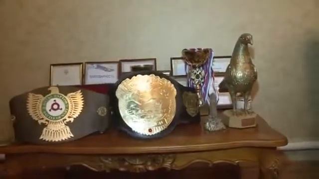 Посетил семью нашего нового чемпиона М 1 Challenge Хамзата Долгиева, подарившего нам вчера спортивн смотреть онлайн