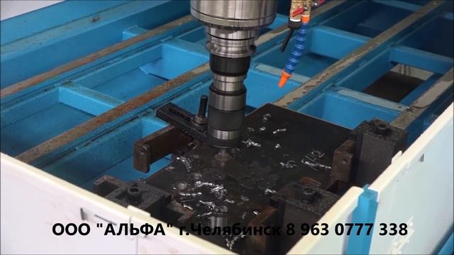 Вертикально сверлильный станок с ЧПУ смотреть онлайн