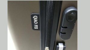 Как пользоваться кодовым замком на чемодане