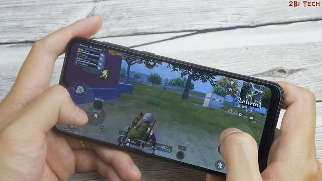 SamSung Galaxy A04 PUBG Mobile | Gaming Test | Battery Drain Test & Temperature! смотреть онлайн