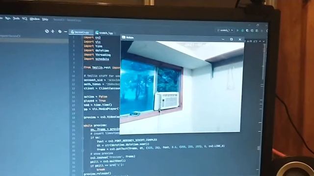 My security system in python with opencv, twilio and python-vlc смотреть онлайн