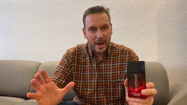 Frames Essence by GianMarco Venturi (2017) fragrance review. смотреть онлайн