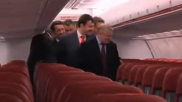 Так всё начиналось. Передача самолета Ту-204-100 (RA-64043) авиакомпании Red Wings. смотреть онлайн