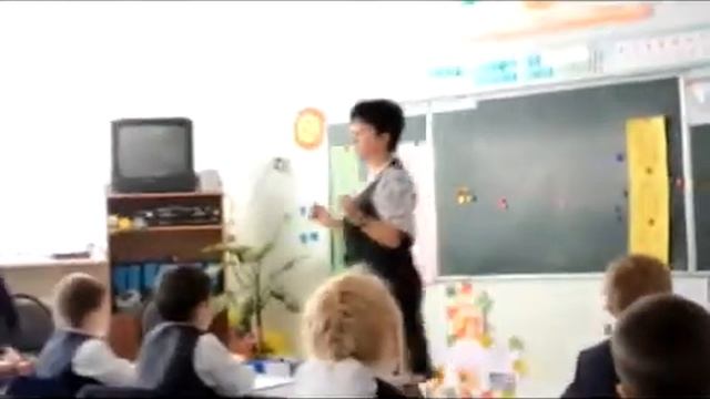 Открытый урок в школе - 1 класс - Алан смотреть онлайн