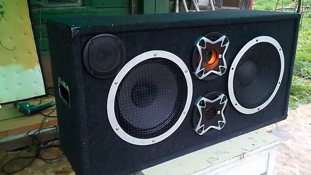 эстрадная колонка с хорошим голосом. смотреть онлайн