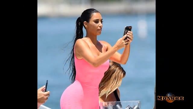 Ким Кардашьян ШОКИРОВАЛА Инстаграм ЧЕСТНЫМ СНИМКОМ без макияжа смотреть онлайн