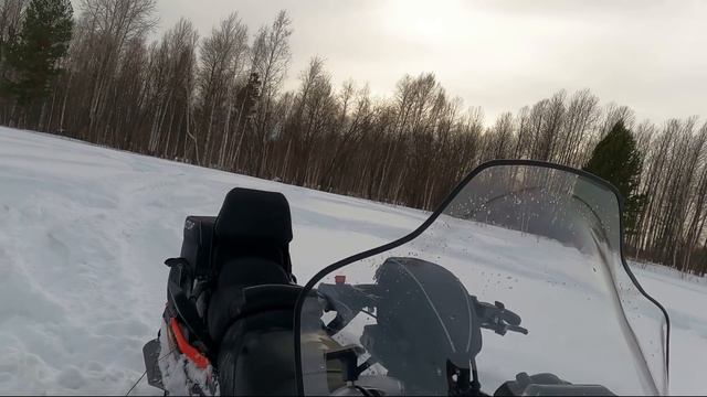 Тест Frontier 1000 и Patrul 800 по глубокому снегу смотреть онлайн