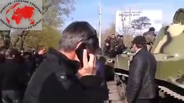 16 04 14 Краматорск  ТАНКИ в Старом городе  09 00