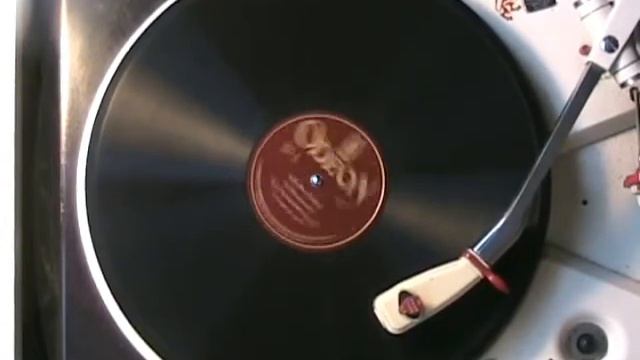 APACHE DANCE by Dajos Bela on 12 inch ODEON Label 78 rpm record 3077-A смотреть онлайн