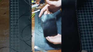 Классическая ключница из кожи своими руками