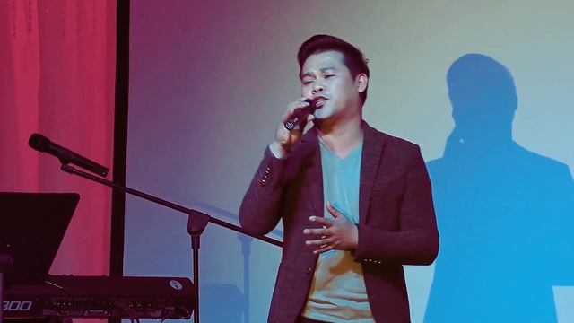MARCELITO POMOY Sings BEAUTY And The BEAST