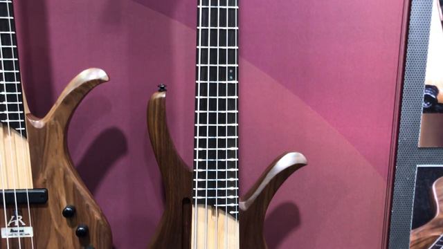 NAMM Show 2019 | IBANEZ - Parte 3 | Baixos Ibanez Sound Gear, SR, Affirma e BTB смотреть онлайн