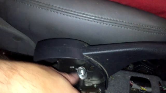Ajuste freio de estacionamento Toyota Corolla e Fielder смотреть онлайн