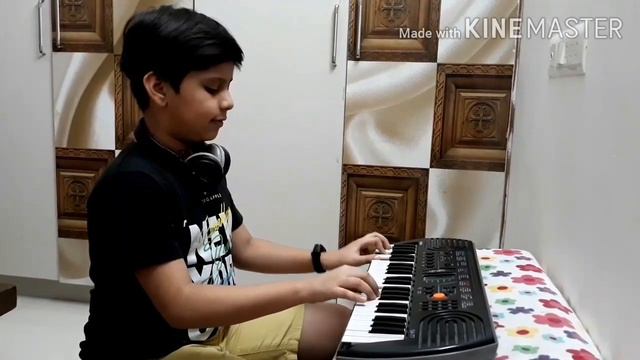 Mere Mehboob Song on Casio SA-77 Covered by Avi. смотреть онлайн