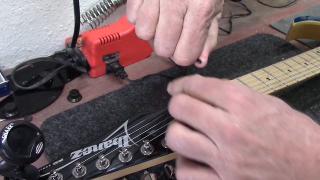 Ibanez RG470AHM смотреть онлайн