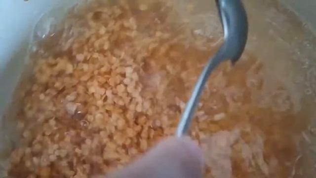 Суп из красной чечевицы.