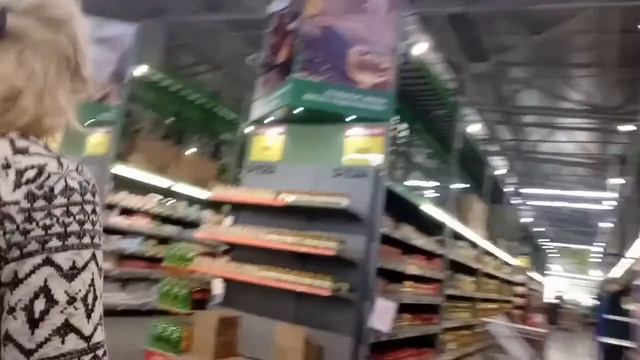 Просто сходили в Грамад смотреть онлайн