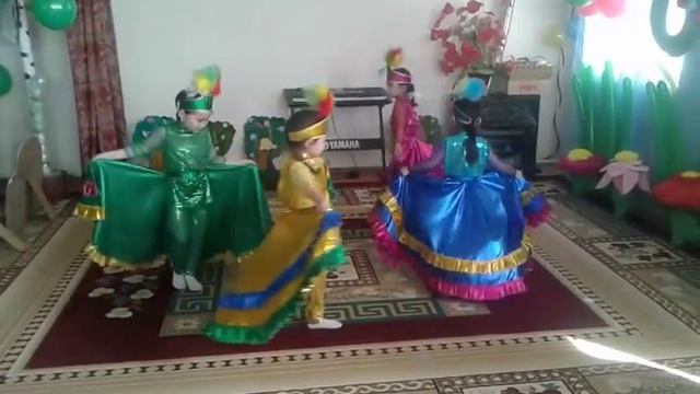 танец "павлин" смотреть онлайн