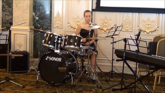 Кира Кабирова Барабаны Sir Duke смотреть онлайн