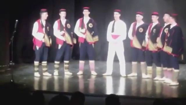 KUD Blagoje Parovic - Listaj, goro - (Uzivo 2013) смотреть онлайн