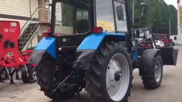 Трактор МТЗ с погрузчиком ТУРС 1500М смотреть онлайн