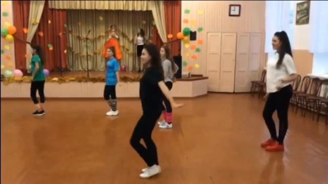 А Мы любим танцевать! смотреть онлайн