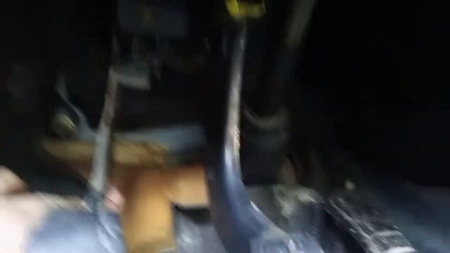 Замена тросика сцепления Рено Меган 1. смотреть онлайн
