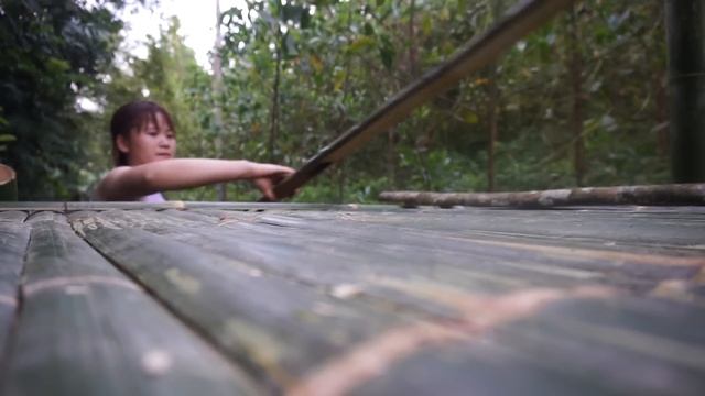 LIVING OFF GRID - Bushcraft Cabin, Solo Bushcraft & Camping in Forest - Wild Bushcraft #1 смотреть онлайн