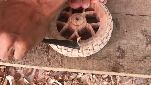 Wood Carving - Motorcycle Monkey Honda 125 - Woodworking Hero Đại Đục смотреть онлайн