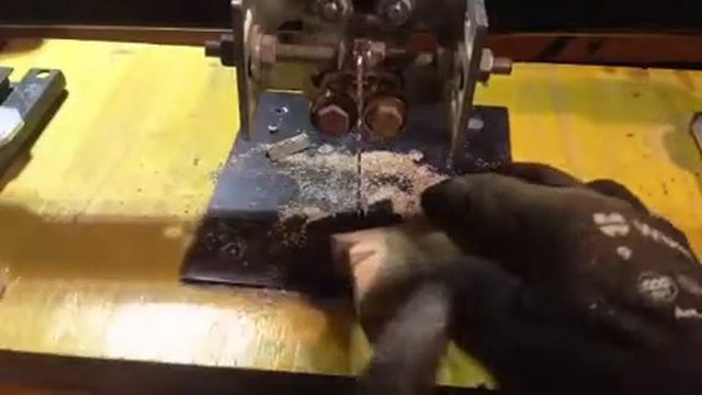 Подставка для лобзика. Sagetto alternativo USO regolarmente смотреть онлайн