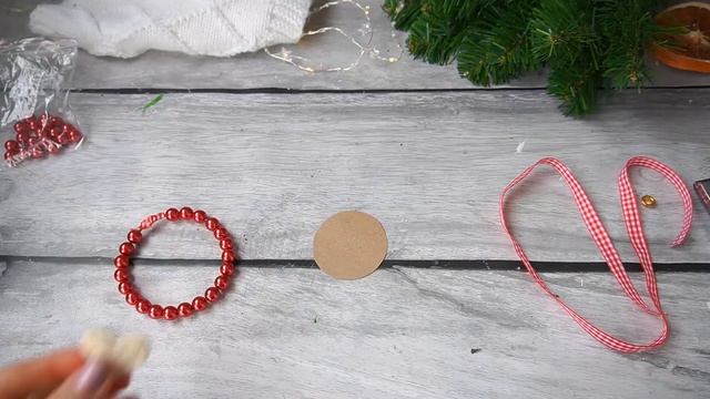 Елочная игрушка из бусин и проволки/простой новогодний декор своими руками /Christmas смотреть онлайн