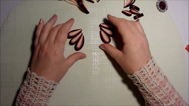 Как сделать медальон своими руками, кулон из косой бейки, МК. смотреть онлайн