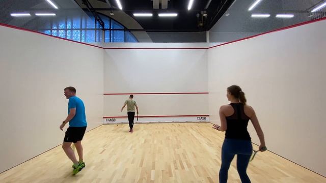 CentralSquash - новый сквош клуб на Казанском вокзале ! смотреть онлайн