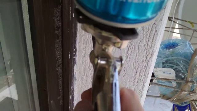 VID_20180521_173312.mp4 Ремонт плохо приклеенного утеплителя,без демонтажа . смотреть онлайн