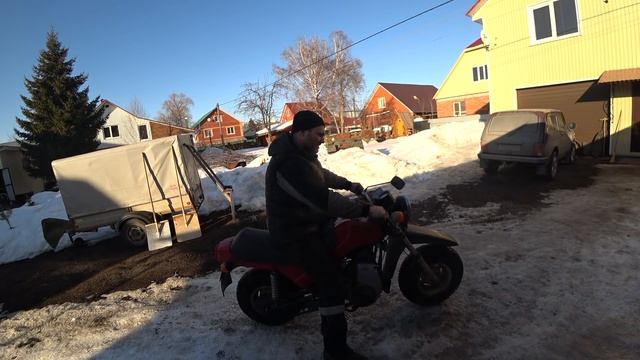 Батя достал Тулу из сарая. Живая? смотреть онлайн