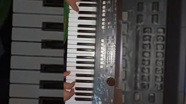 Бек клавишник Ташморядан,Үамана s670 те сазгер жаксы ән орындады. смотреть онлайн