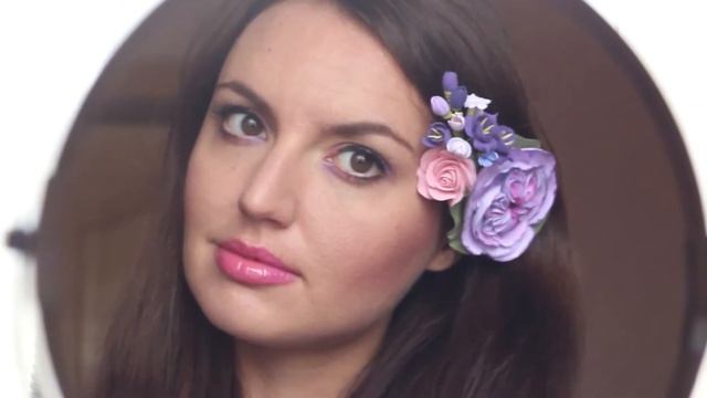 Заколка брошь с цветами "Английская роза с фрезиями" смотреть онлайн